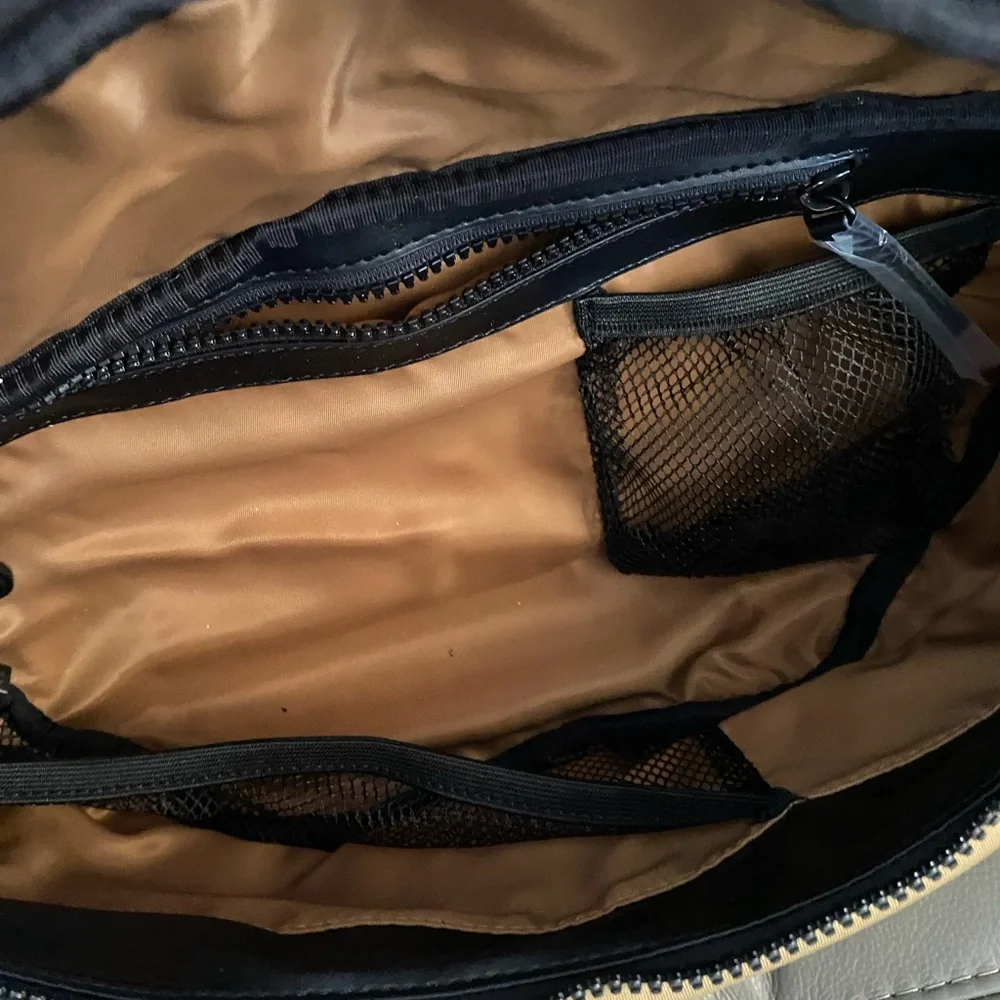NWT Woofing Around The Bentley Tan Crossbody/Sling Premium Bag.